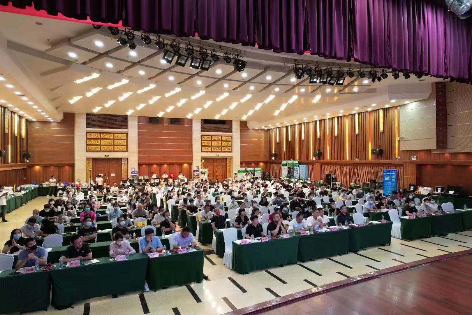 2022年國(guó)集采政企供應(yīng)鏈解決方案發(fā)布會(huì)-2.jpg